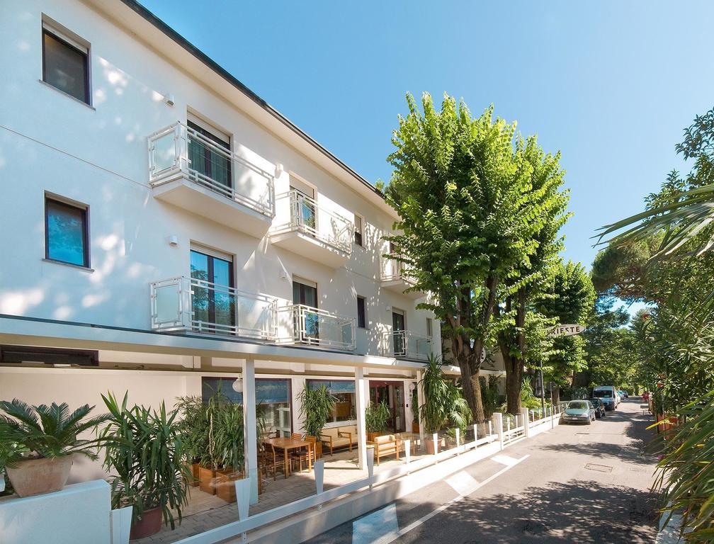 Hotel Trieste Cervia Luaran gambar