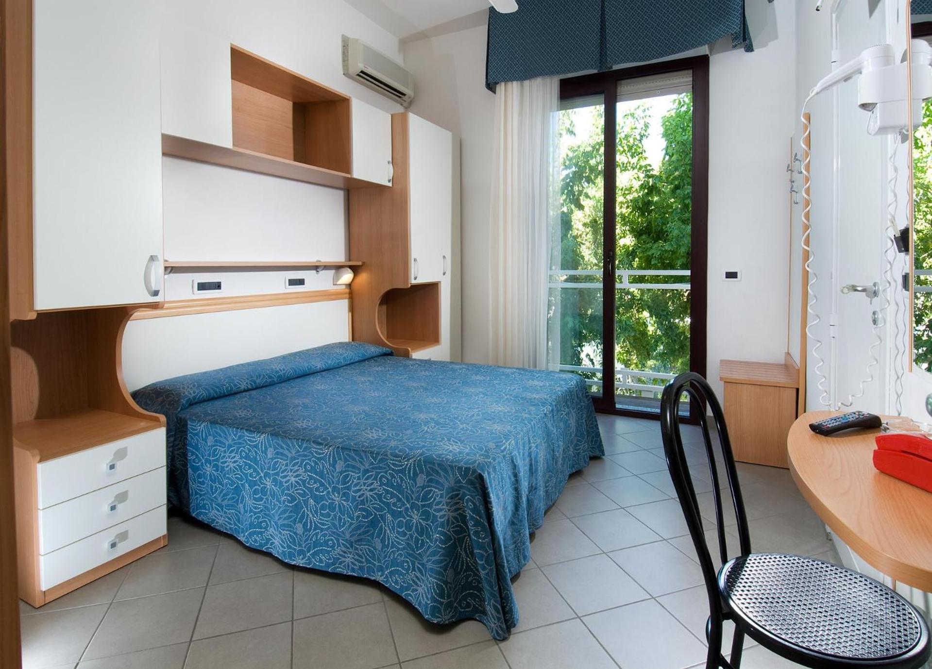 Hotel Trieste Cervia Luaran gambar